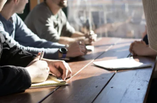 Tutor building an independent teaching practice